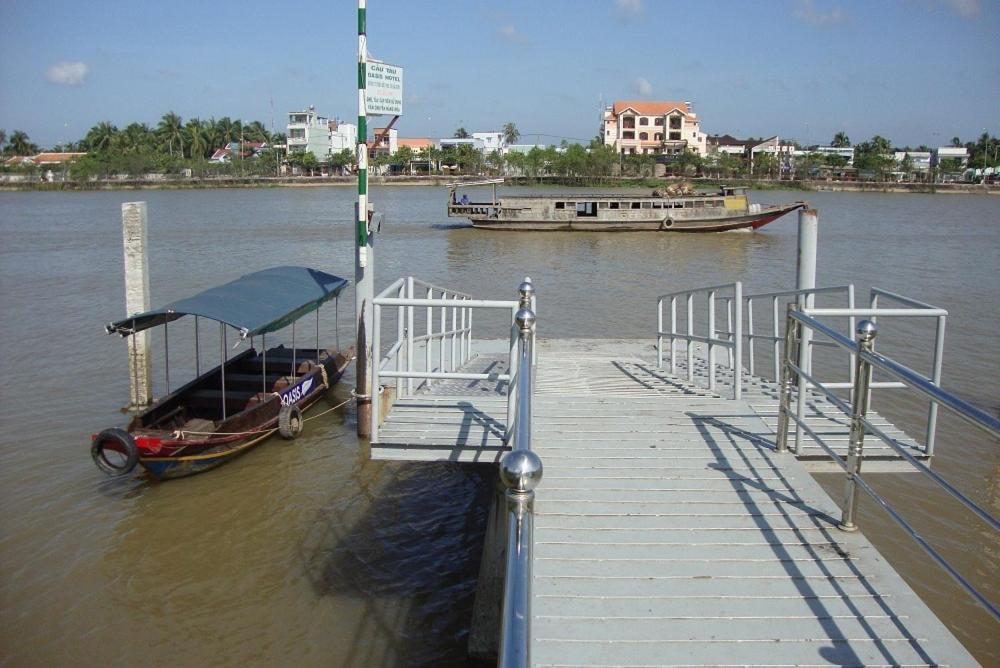 Oasis Hotel Ben Tre Exterior photo